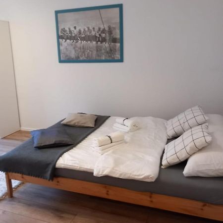 Warta Piastowskie Apartament Poznań Eksteriør billede